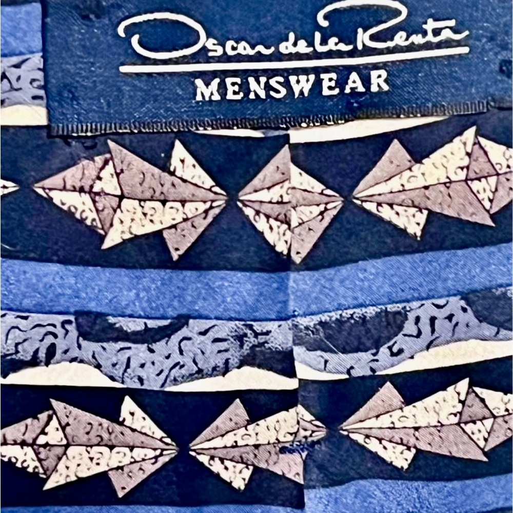 Oscar de la Renta Navy and Gray Geometric Menswear (necktie).